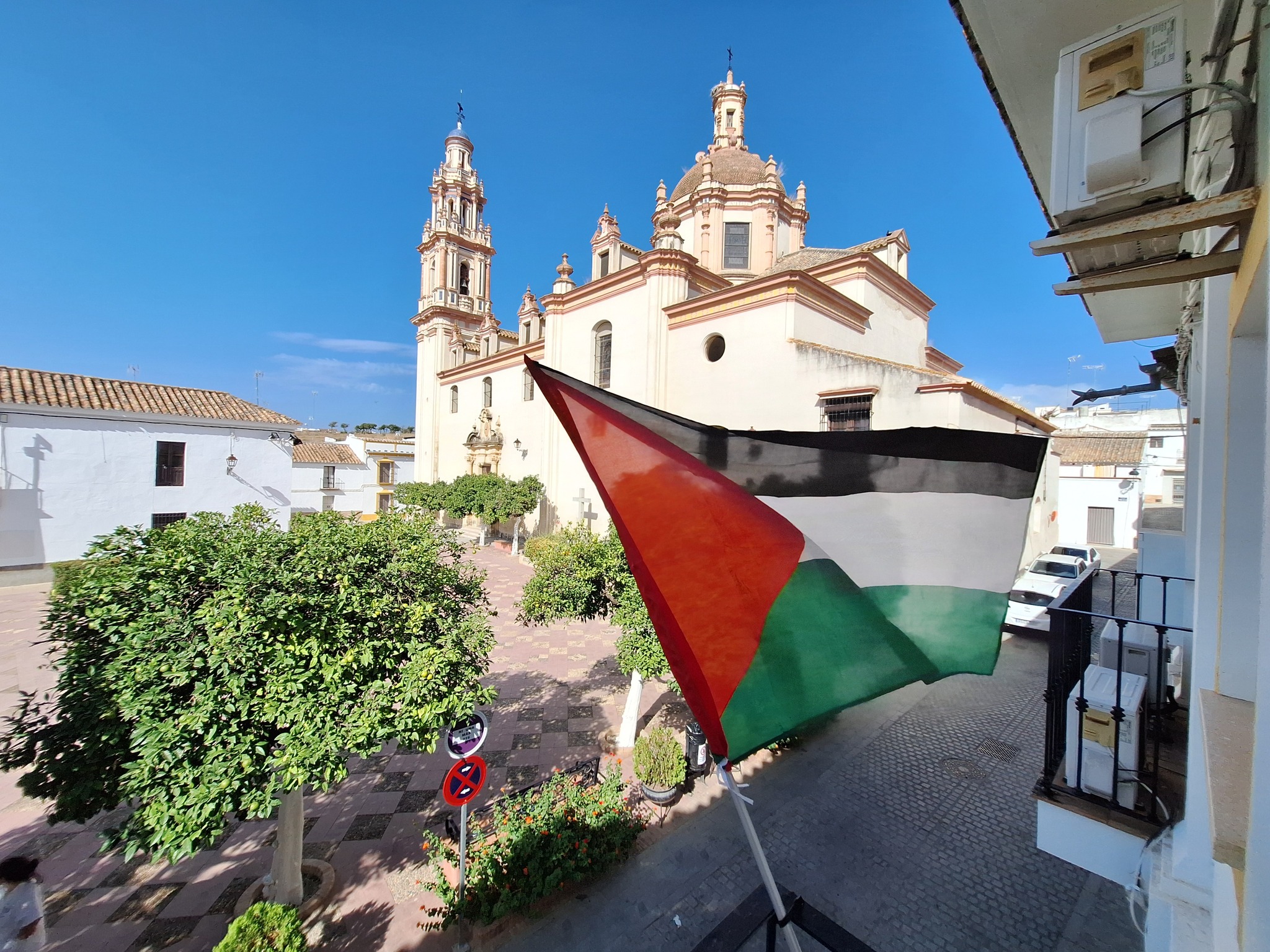 561402028_1111249867829374_4901282799297160965_n